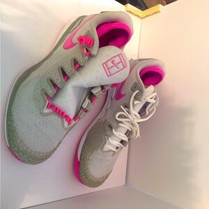 Nike tennis/pickleball court shoe size 10.5